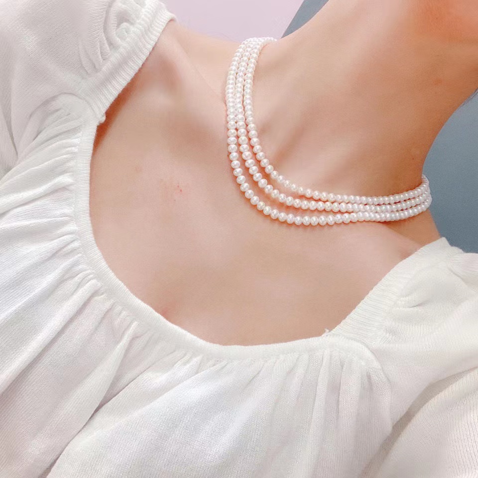 Queen's Natural Freshwater Nea - Pearl Trim Chain recension och pris