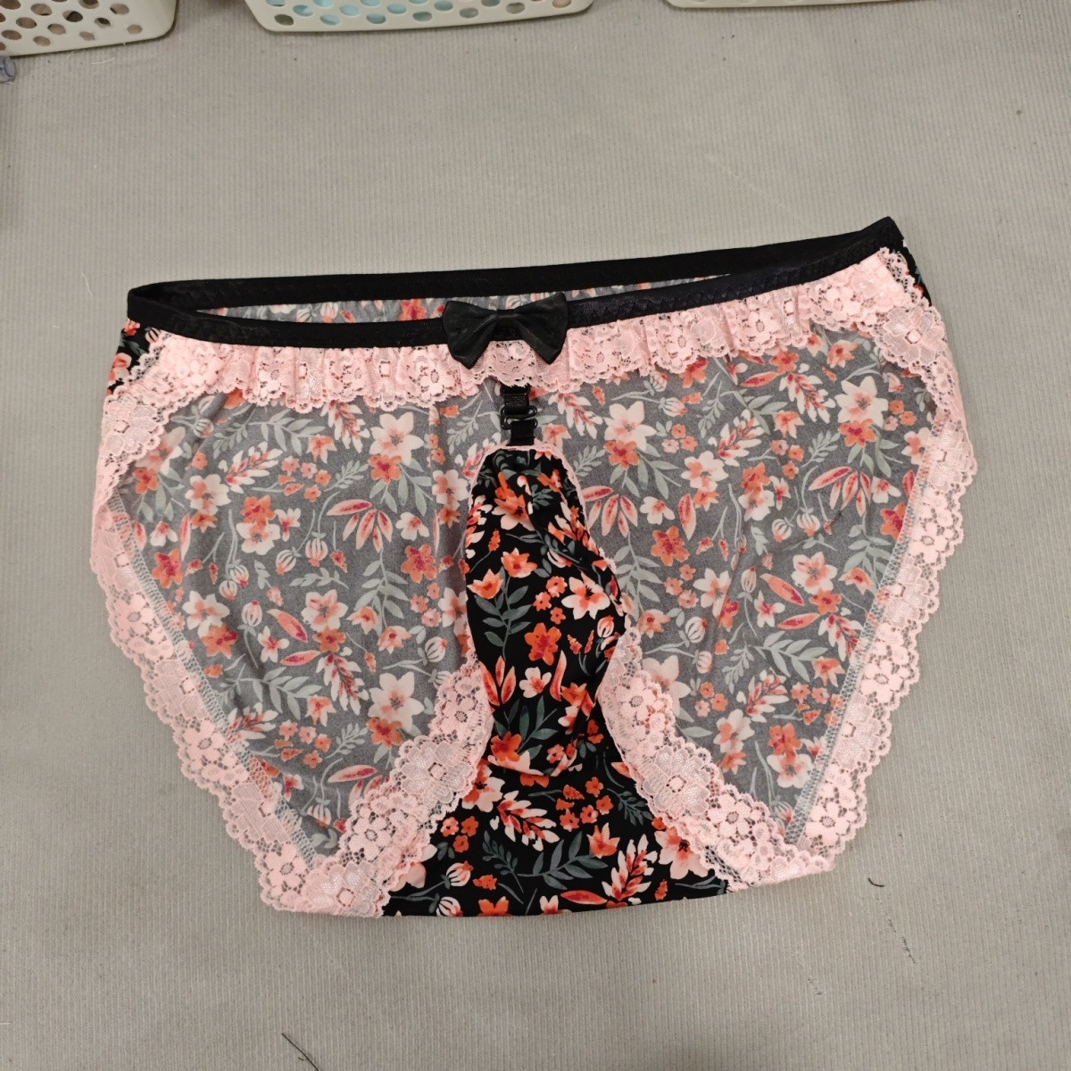 Handmade Floral Sexy Cute Man  - Elastic Lace Trim recension och pris